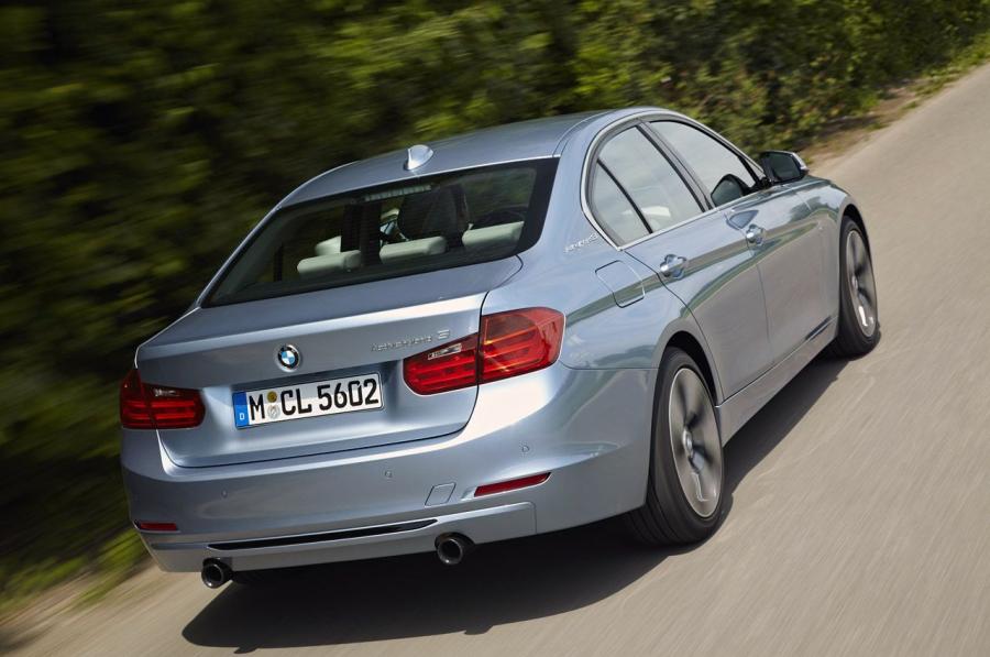  BMW ActiveHybrid 3 2013 года  (фото 2 из 43)